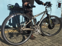 trek front wheel hub motor electric conversion