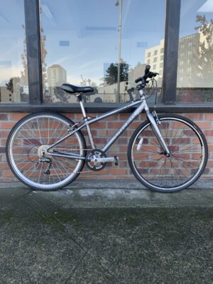 Trek 7.5 FX, Silver, Small (15")