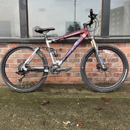 2004 Kona Dawg Dee-Lux Large (18")