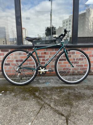 Schwinn Continental, Hybrid, Medium